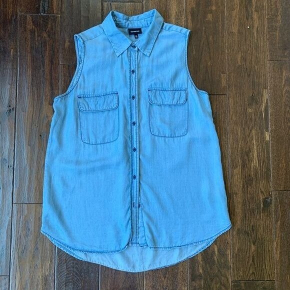 WHO WHAT WEAR Denim Sleeveless Button Down Collared Shirt Size XS - Picture 1 of 2